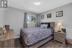 7075 Dunwaters Road - Photo 16