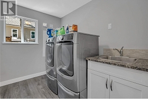 7075 Dunwaters Road - Photo 25
