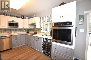 145 Falcon Avenue - Photo 9