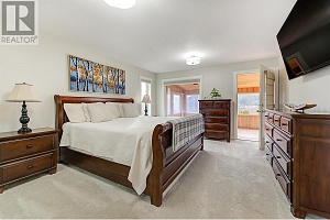 2547 Sexsmith Road - Photo 24