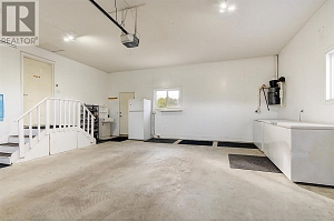 2547 Sexsmith Road - Photo 43