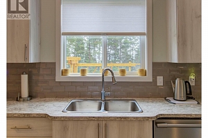 9468 Houghton Road - Photo 15