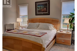 9468 Houghton Road - Photo 26