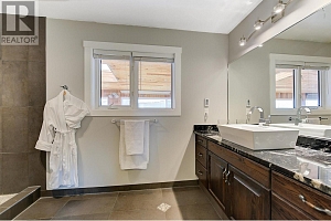 2547 Sexsmith Road - Photo 29