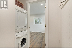 2547 Sexsmith Road - Photo 51