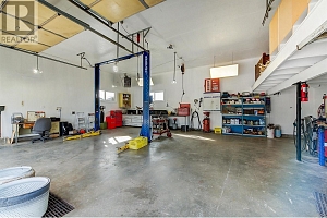 2547 Sexsmith Road - Photo 55