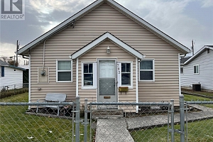 793 Clement Avenue - Photo 2