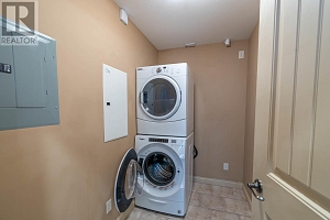 2770 Auburn Road Unit# 206 - Photo 32