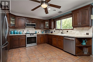 486 Terrace Drive - Photo 3
