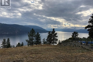 8916 Hampshire Crescent - Photo 2