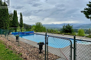 5620 Neil Road - Photo 13