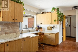 5620 Neil Road - Photo 36