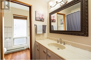 5620 Neil Road - Photo 52