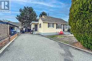 795 Elliot Avenue - Photo 2