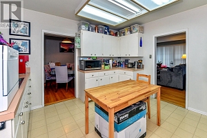 795 Elliot Avenue - Photo 25