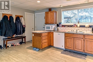 795 Elliot Avenue - Photo 40