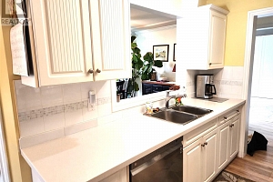 3220 Centennial Drive Unit# 201 - Photo 8