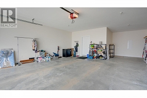 450 Predator Ridge Drive Unit# 1 - Photo 36