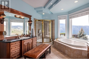 315 Kalamalka Lakeview Drive Unit# 1 - Photo 16