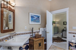 315 Kalamalka Lakeview Drive Unit# 1 - Photo 21