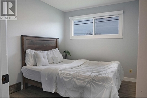 305 Ziprick Road - Photo 17