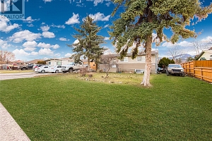 215 Davie Road S - Photo 3