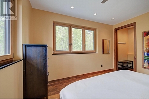 5308 Lakeshore Road - Photo 36