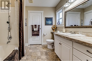 2727 Lakeshore Road Unit# 105 - Photo 21