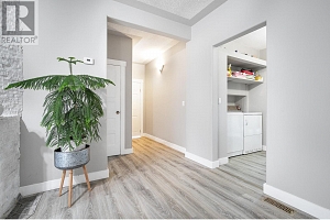 7880 Pleasant Valley Road - Photo 12