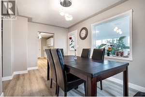 7880 Pleasant Valley Road - Photo 18