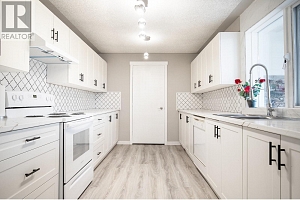 7880 Pleasant Valley Road - Photo 19