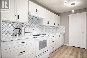 7880 Pleasant Valley Road - Photo 20