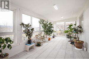 7880 Pleasant Valley Road - Photo 22