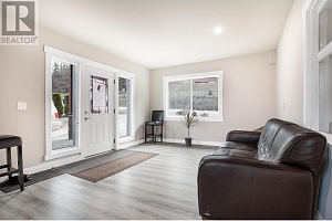 7880 Pleasant Valley Road - Photo 3