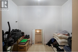 7880 Pleasant Valley Road - Photo 35