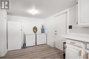 7880 Pleasant Valley Road - Photo 39