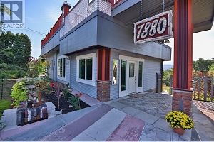 7880 Pleasant Valley Road - Photo 41