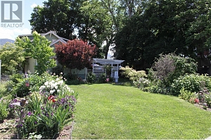1024 Rutland Road - Photo 3