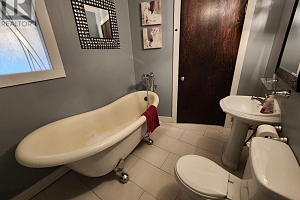 2193 Park Avenue - Photo 47