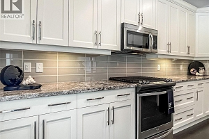 4000 Redstone Crescent NE Unit# 221 Lot# S Lot 32 P - Photo 4
