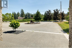 590 Barnaby Road - Photo 82