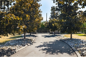 590 Barnaby Road - Photo 84