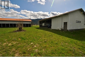 2110 Pleasant Valley Road - Photo 9