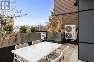 417 Cedar Avenue Unit# 201 - Photo 24