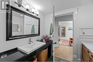 770 Bernard Avenue - Photo 25