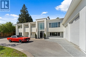 2340 Thacker Drive - Photo 3