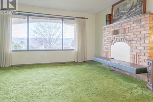 5715 Richards Crescent - Photo 10