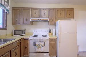 5715 Richards Crescent - Photo 8