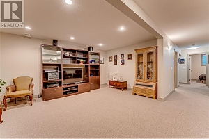 270 Grouse Avenue - Photo 32