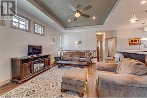 270 Grouse Avenue - Photo 8